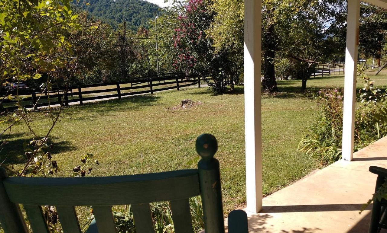 Graves Mountain Farm & Lodges Syria Exterior photo